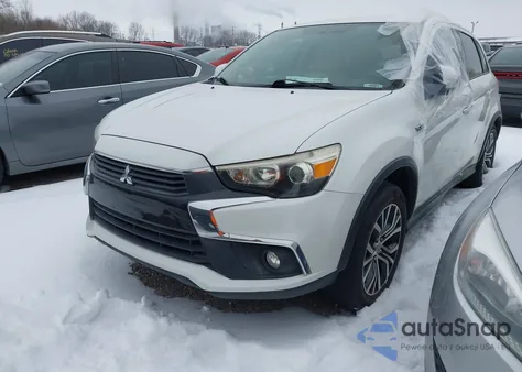 2017 Mitsubishi Outlander Sport 2.4 Se z USA, uszkodzony, nr VIN JA4AP3AW2HZ044622